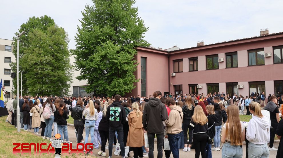 VIDEO Univerzitet U Zenici Privukao Vi e Od 550 Maturanata Iz ZDK I VIDEO Univerzitet U Zenici Privukao Vi e Od 550 Maturanata Iz ZDK I